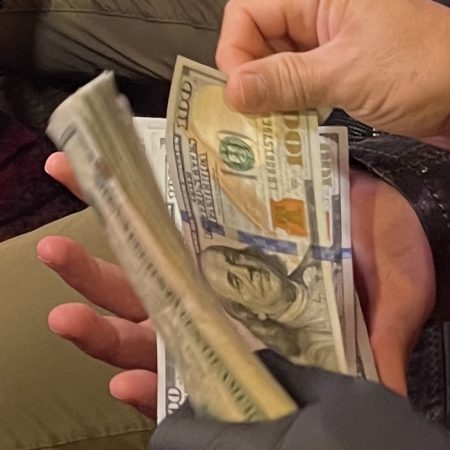 Can Two Players Split Jackpot Handpay Tax Obligations?