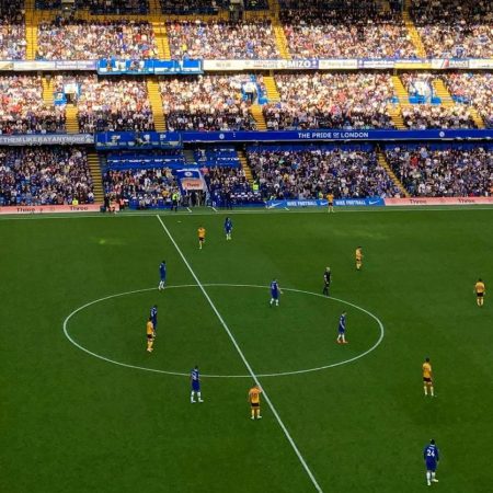 Premier League 2025-26 Betting Insights: Winner, Relegation & Top Goalscorer Trends from BetMGM
