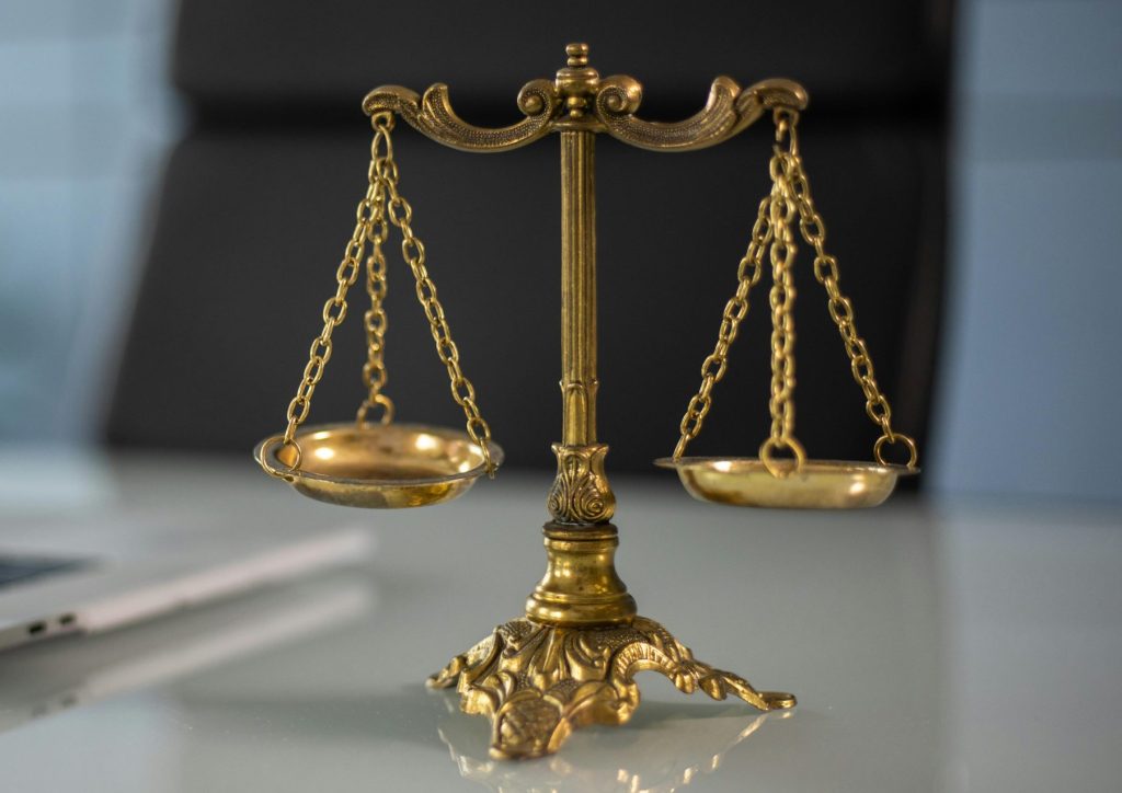 Balance scale
