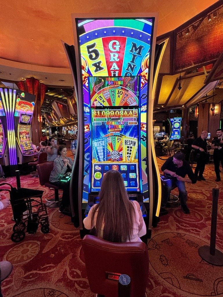 Wheel of Fortune Cash on Reels celebrates its launch at Mohegan Sun Casino in Connecticut.